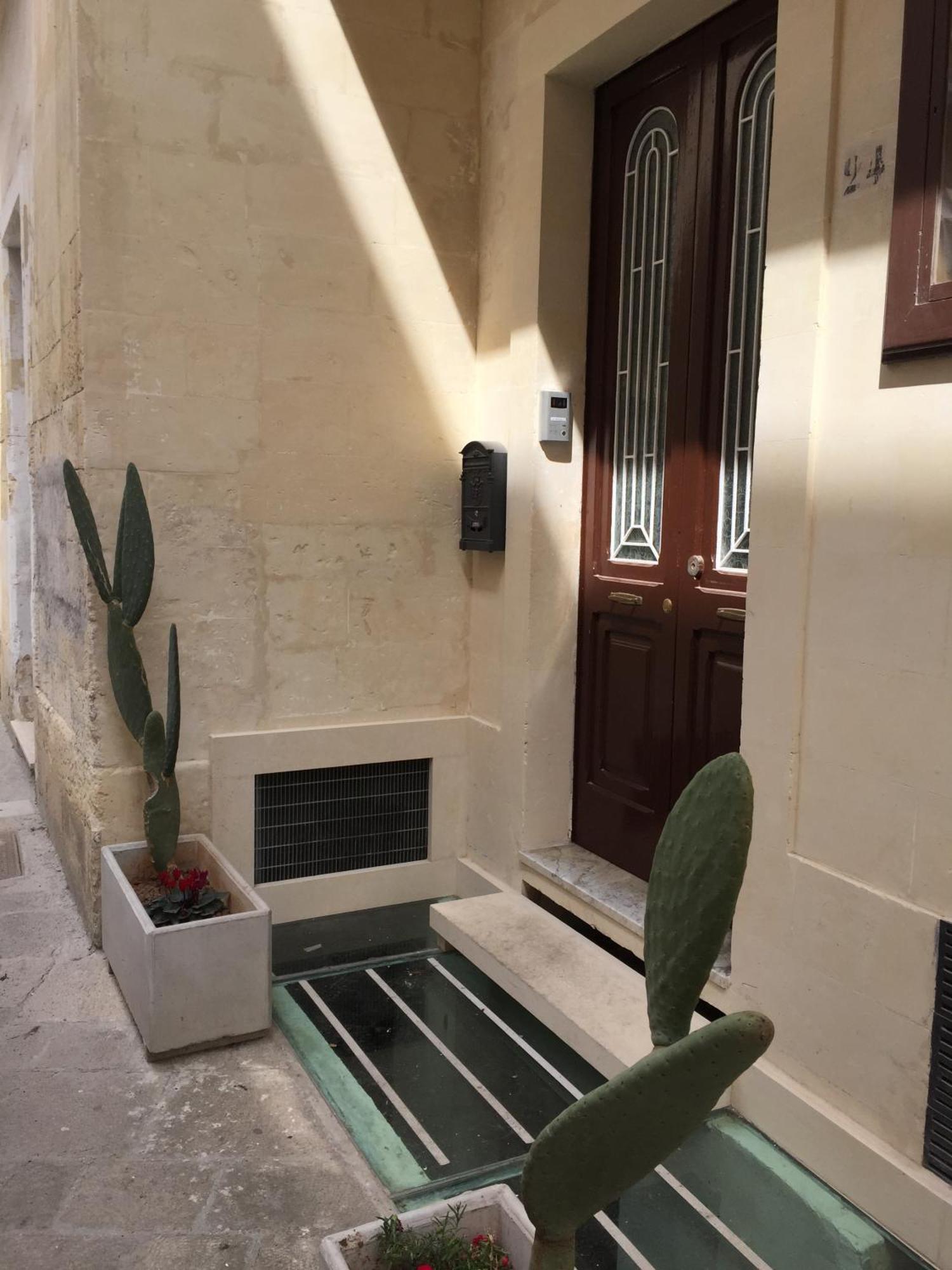 B&B Le Giravolte Lecce Extérieur photo