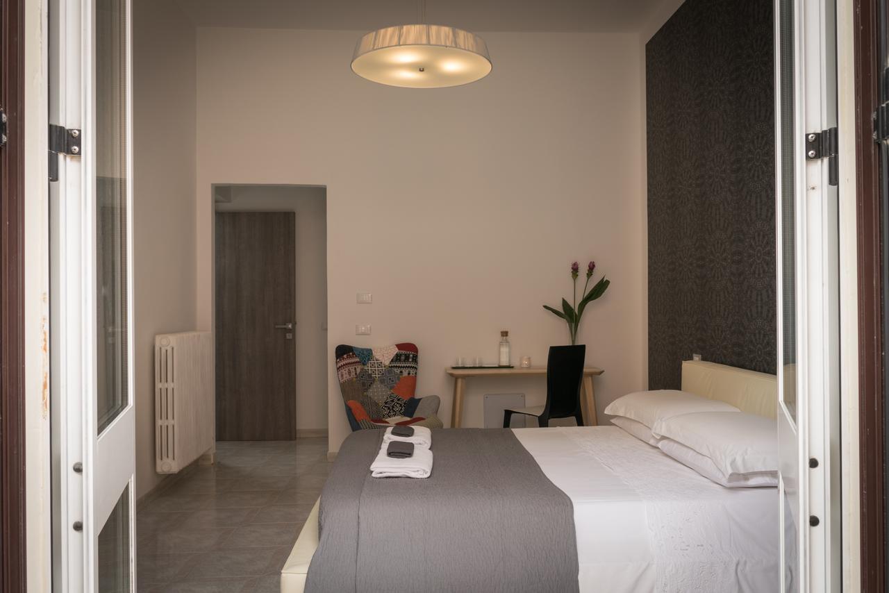 B&B Le Giravolte Lecce Extérieur photo
